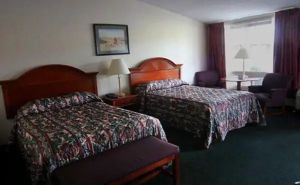 Landmark Motor Inn 6