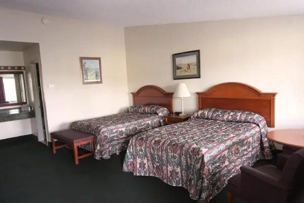 Landmark Motor Inn 8